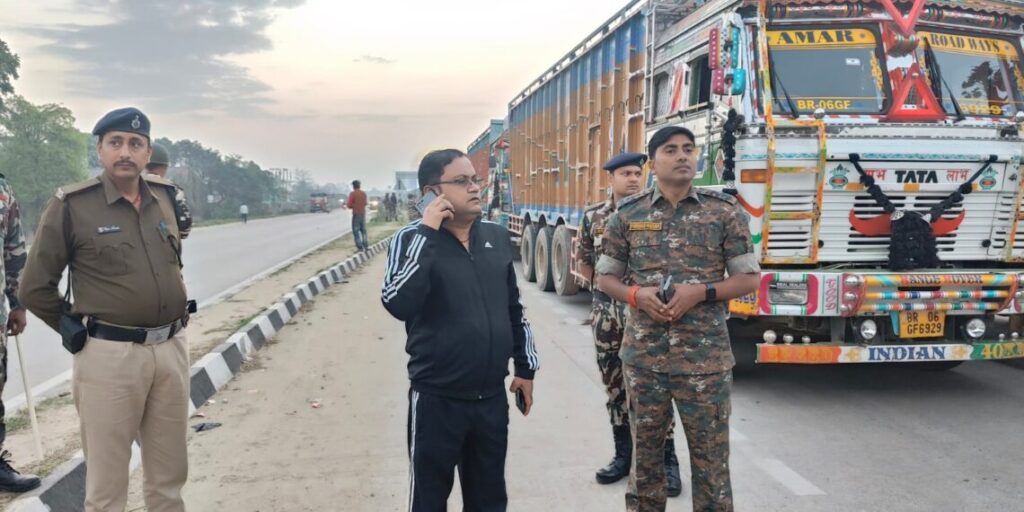 भोजपुर डीएम ने अवैध खनन व परिवहन के खिलाफ की बड़ी कार्रवाई ; 80 से अधिक ट्रक-ट्रैक्टर जब्त