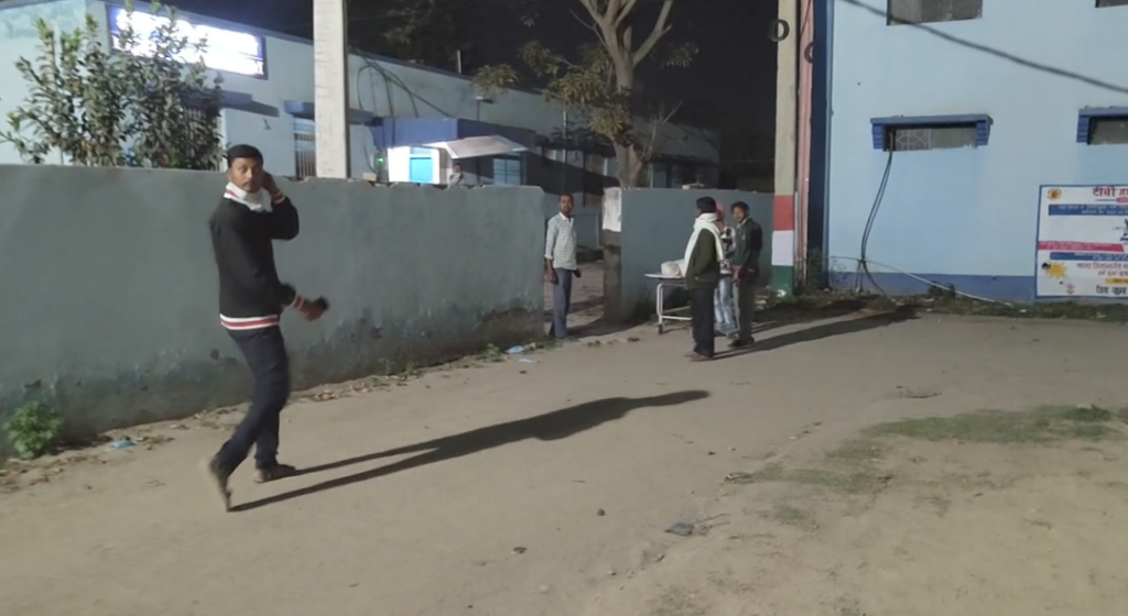 अनियंत्रित वाहन ने बाइक सवार युवक को रौंदा अस्पताल ले जाने के दौरान हुई मौत