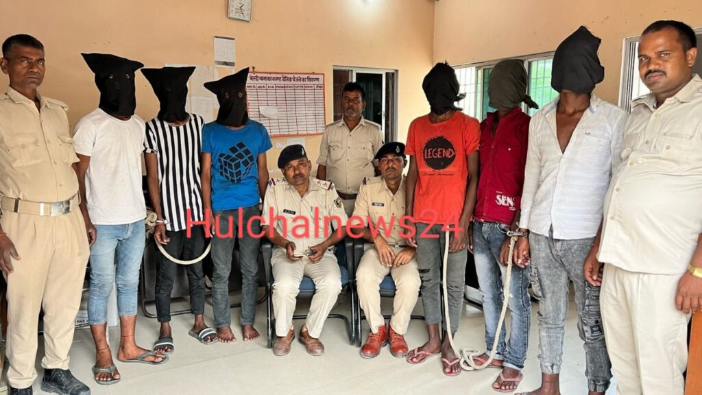 बाइक और मोबाइल लू’ट मामले में पुलिस ने आधा दर्जन अ’पराधियों को किया गिरफ्तार