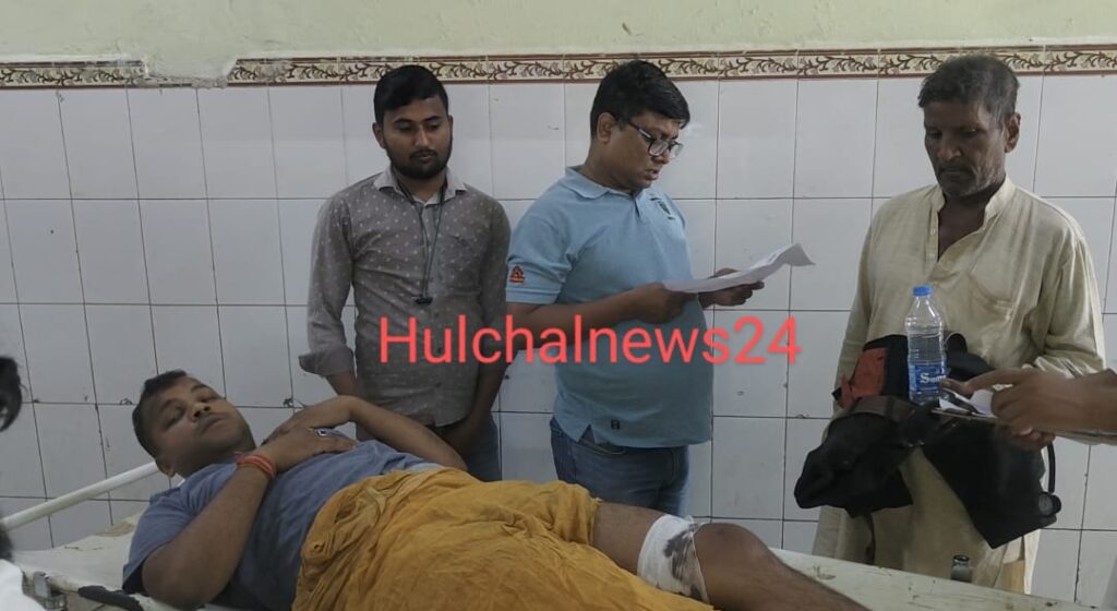 मा’रपी’ट के बाद इलाज करा कर घर पहुंचे युवक को बदमाशों ने मा’री गो’ली ; फिर अस्पताल में भर्ती