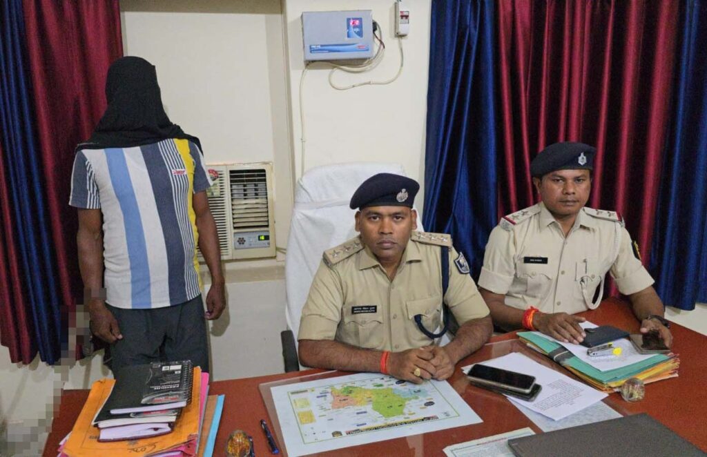 ₹25,000 के इनामी कु’ख्यात अ’पराधी को डीआईयू टीम ने महाराष्ट्र से किया गिरफ्तार