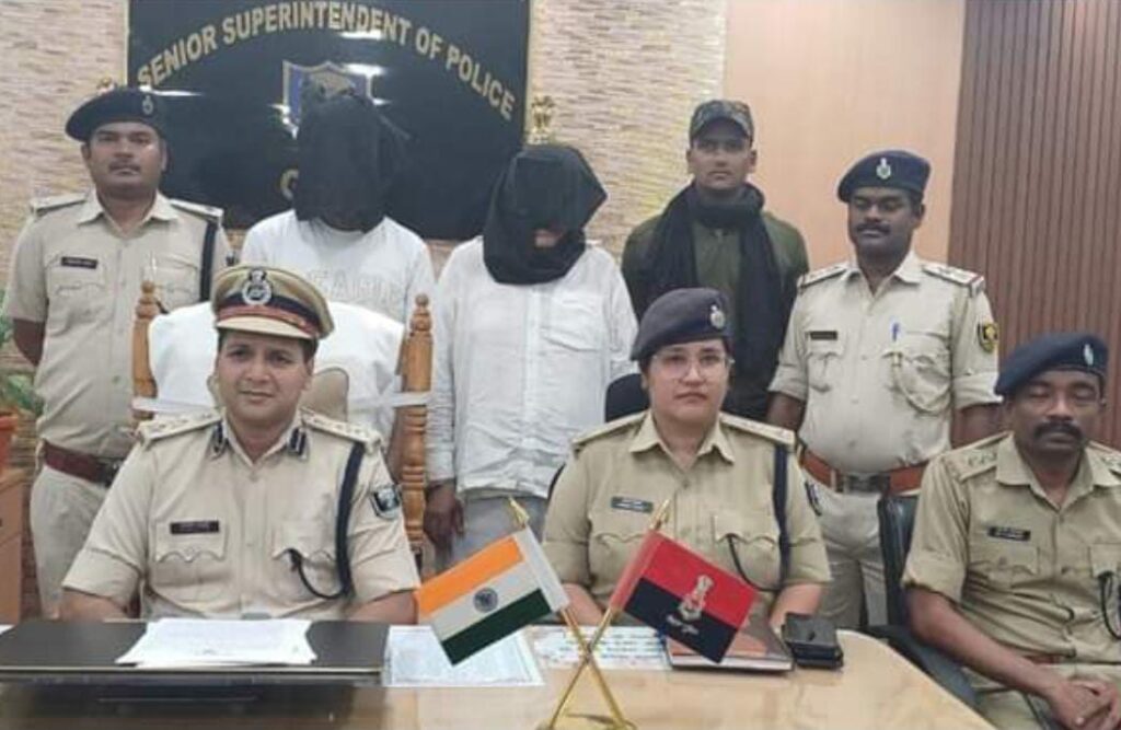 बाइक व मोबाइल लू’ट में 18 घंटे के अंदर पुलिस ने दो ब’दमाशों को द’बोचा