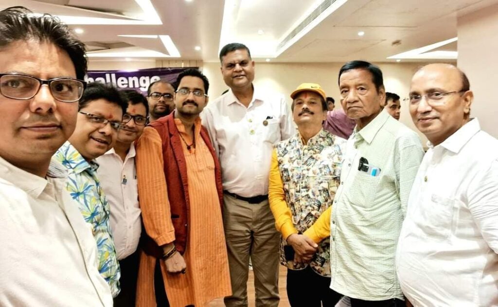 लायंस क्लब छपरा के अध्यक्ष बने सुधाकर तो गंगोत्री प्रसाद अधिवक्ता बने सचिव
