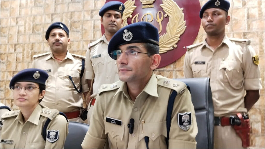 मॉर्निंग वॉक पर लोगों से लूटपाट करने वाले 5 अपराधी गिरफ्तार