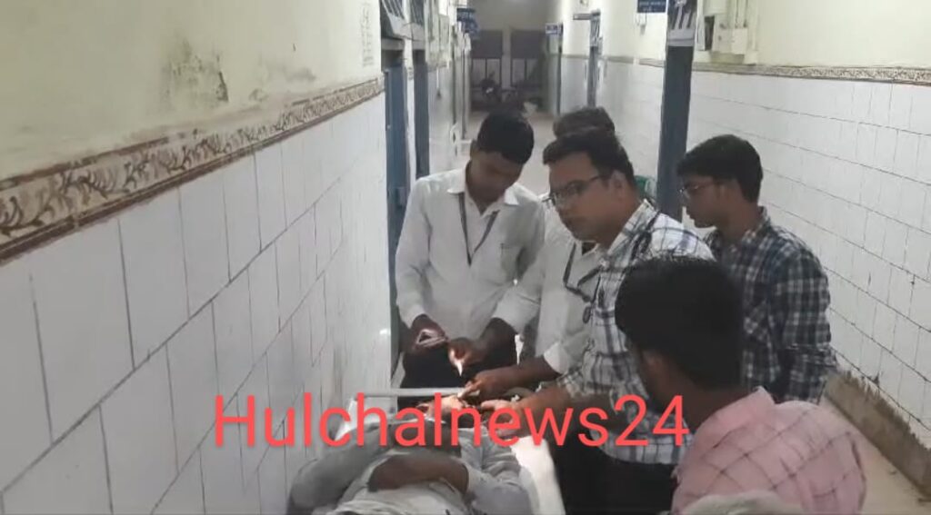 सड़क हादसे में भतीजा की मौत चाची गंभीर ; गोरखपुर जाने के दौरान हुई दुर्घटना