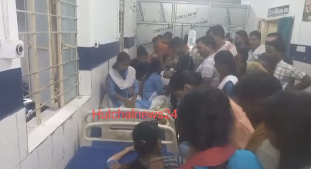 ठनका गिरने से प्लस टू विद्यालय की 18 छात्राएं घायल ; 8 की स्थिति गंभीर