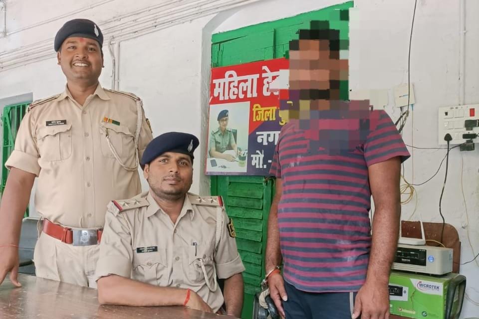 फाइनेंस कर्मी से हजारों रुपए के साथ बाइक व अन्य सामान लूट मामले का पुलिस ने किया उद्भेदन ; लूटी गई बाइक के साथ एक अपराधी गिरफ्तार