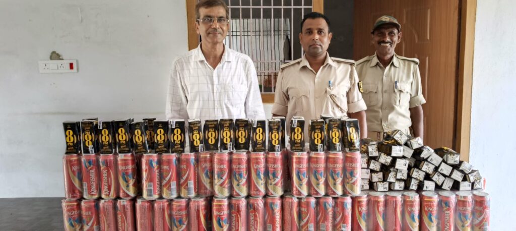 मद्यनिषेध एवं उत्त्पाद विभाग ने लग्जरी कार से बरामद किया विदेशी शराब ; अलग-अलग क्षेत्र से भी शराब बरामद