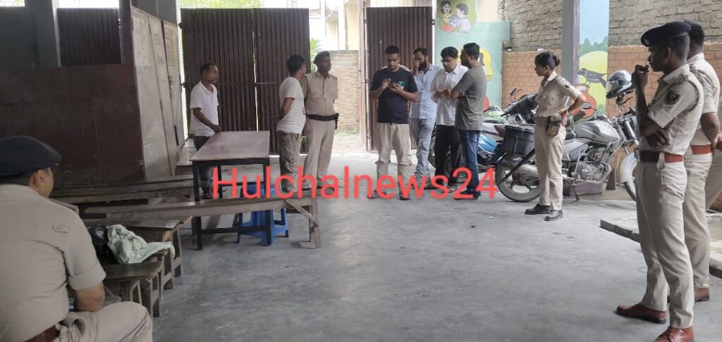 नाबालिक छात्रा के साथ दुष्कर्म मामले में विद्यालय संचालक व स्कूली बस के खलासी के खिलाफ नामजद प्राथमिकी दर्ज ; खलासी गिरफ्तार कर भेजा गया जेल