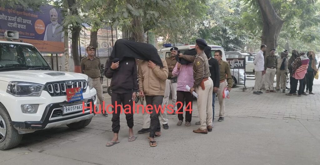 CSP संचालक से लूट सहित एक दर्जन से अधिक मामलों का सारण पुलिस ने किया सफल उद्भेदन चार अपराधी गिरफ्तार