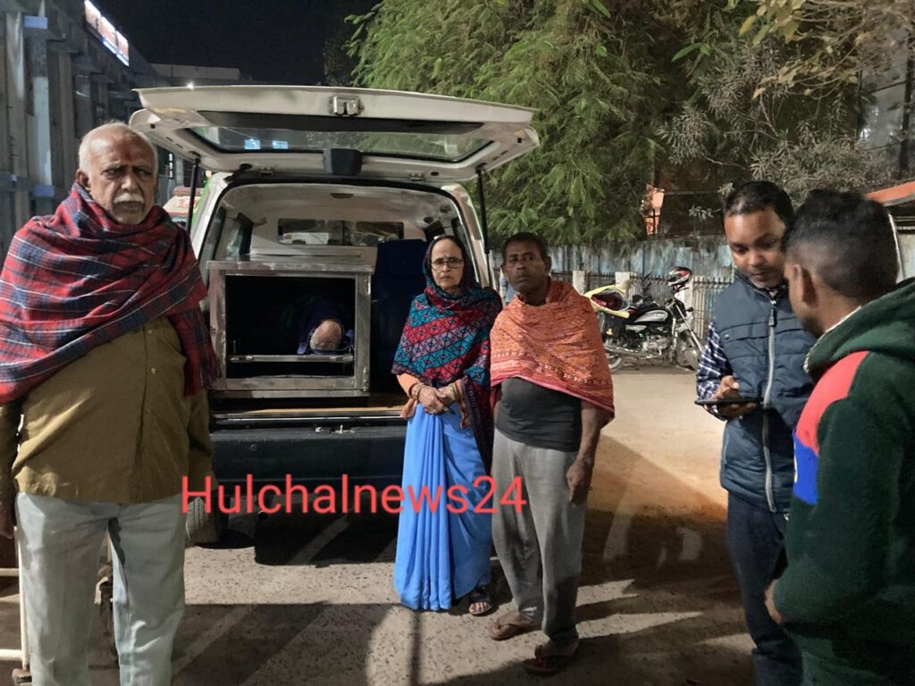 बुजुर्ग दंपति ने गरीब बेसहारा रिक्शा चालक का इलाज के साथ अपने खर्चे पर कराया दाह-संस्कार भी