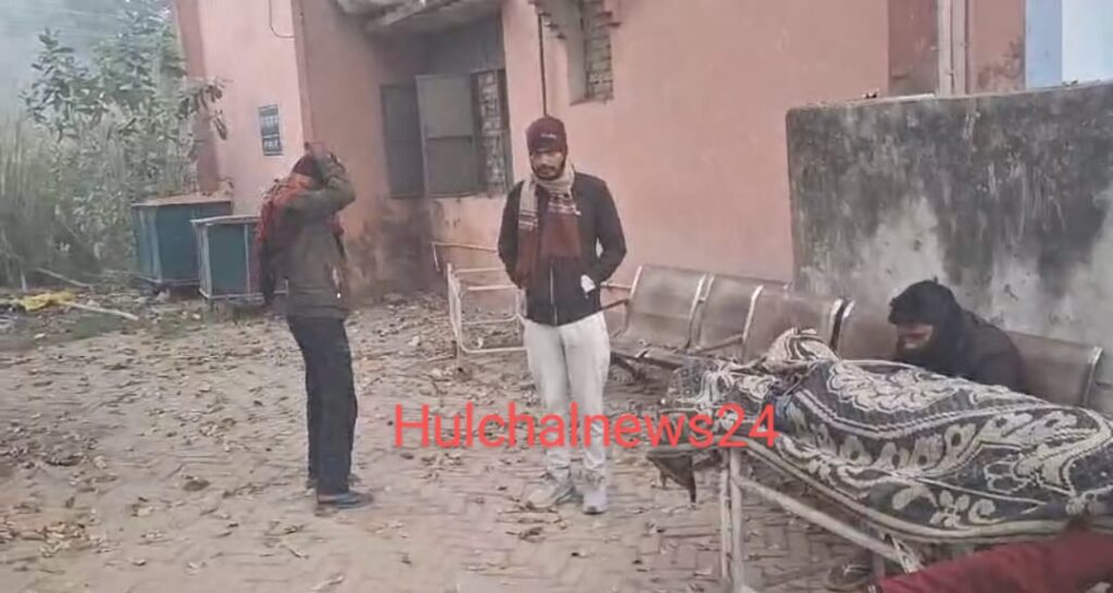 छपरा-सिवान रेलखंड स्थित एकमा रेलवे स्टेशन से एक युवक का शव बरामद परिजनों ने लगाया हत्या का आरोप ; पोस्टमार्टम रिपोर्ट के बाद होगा खुलासा