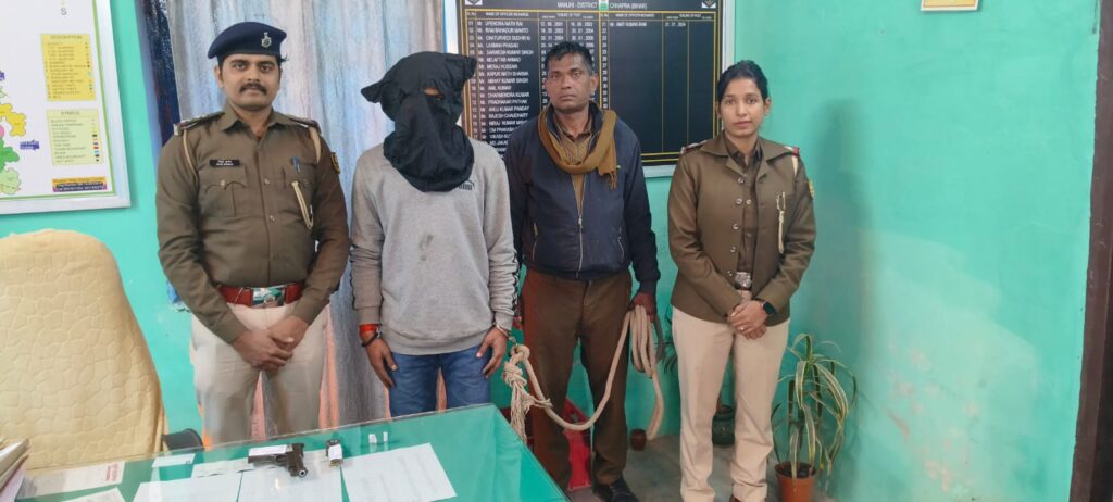 ढूंढ रही थी बिहार के साथ यूपी की पुलिस ; अंतर राज्यीय कुख्यात अपराधी प्रेम को पुलिस ने पिस्टल के साथ किया गया गिरफ्तार