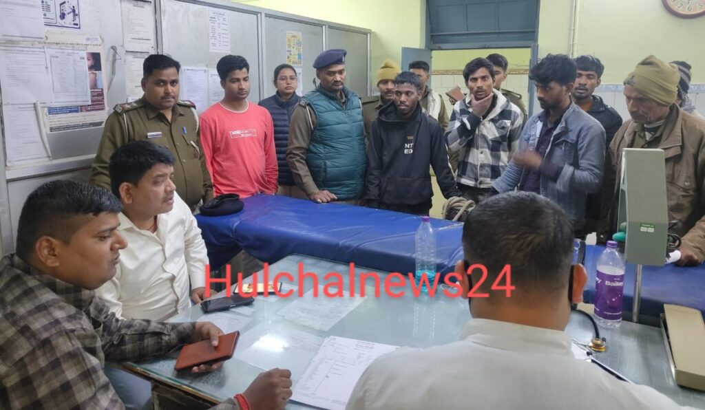 गृहभेदन के एक दर्जन से अधिक कांडो में संलिप्त चार शातिर चोर गिरफ्तार