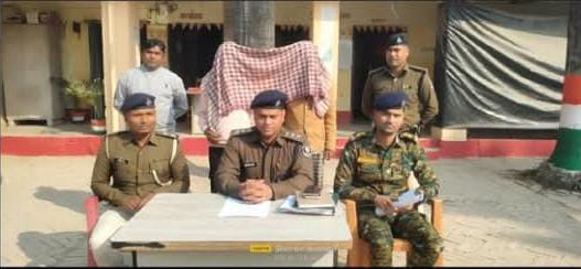 200 लीटर स्प्रिट के साथ दो शराब माफिया गिरफ्तार ; एक माफिया की मुजफ्फरपुर से हुई गिरफ्तारी