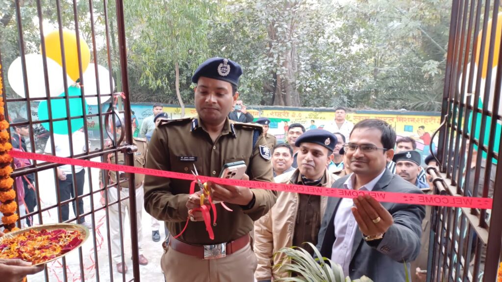 एसपी ने प्रखंड में डीएसपी कार्यालय का उद्घाटन कर कहा ग्रामीणों को अपनी समस्याओं से संबंधित शिकायत करने में होगी सुविधा, शीघ्र होगा निपटारा भी