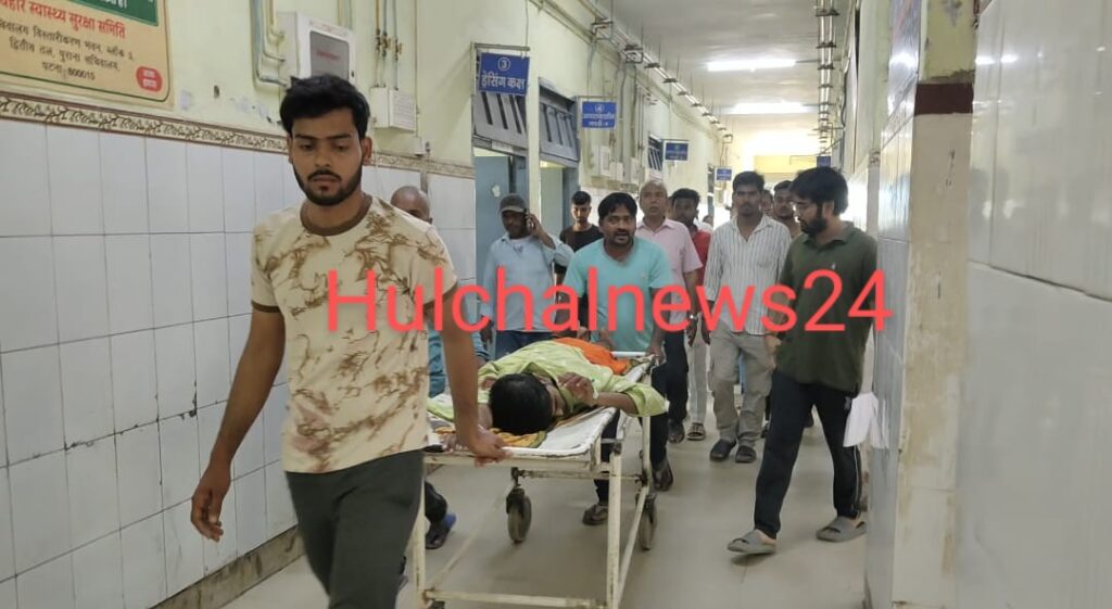 शहर में एक युवक को चाकू से वार कर किया गंभीर ; भर्ती