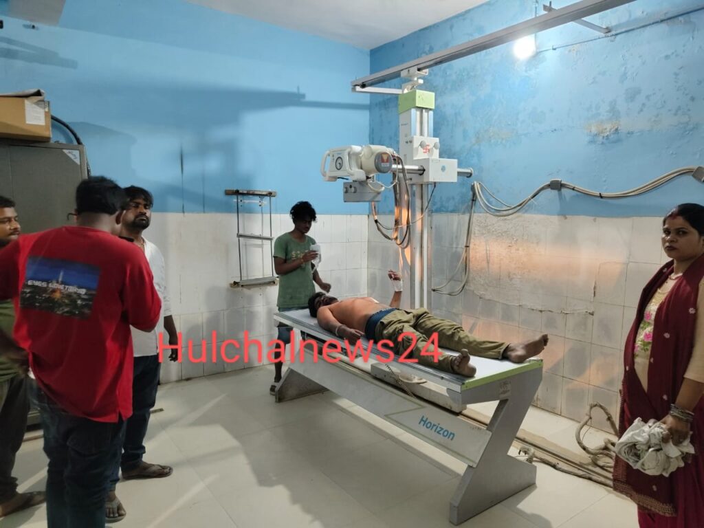 छपरा शहर में एक युवक को चाकू घोंप किया गंभीर, पहुंची पुलिस एक सप्ताह पहले भी हुई थी उसी मोहल्ले में चाकू बाजी