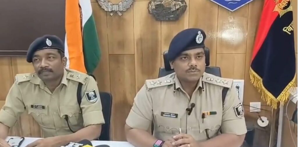 फुफेरी बहन के प्यार में पागल छपरा के युवक ने पटना के स्थित बड़े अस्पताल के कर्मचारी की सुपारी किलर से कराई थी हत्या