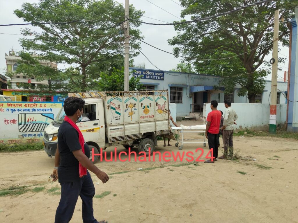 युवती ने फांसी लगाकर किया खुदकुशी ; घर में मचा कोहराम