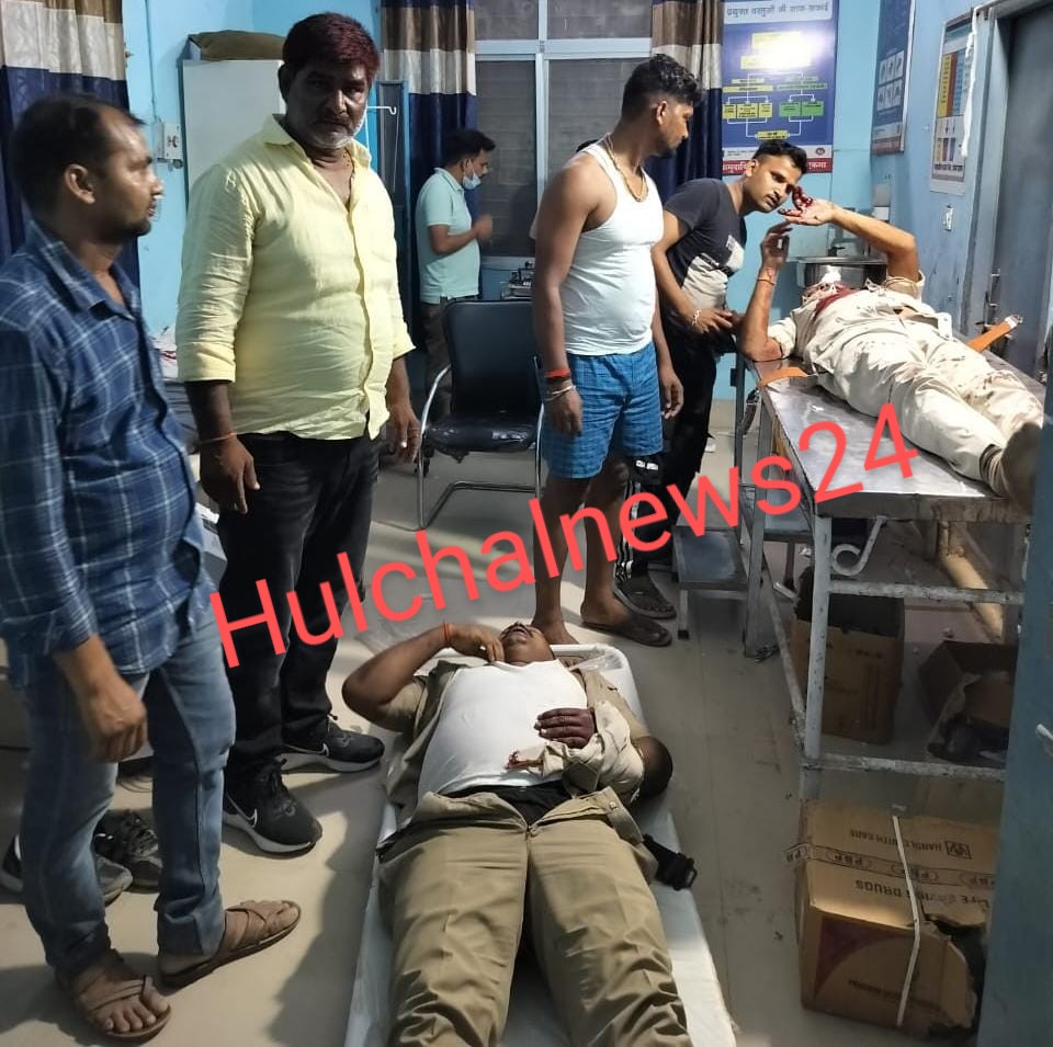 रात्रि गश्ती के दौरान 112 डायल वाहन पलटने से चार पुलिसकर्मी घायल ; दो पटना रेफर