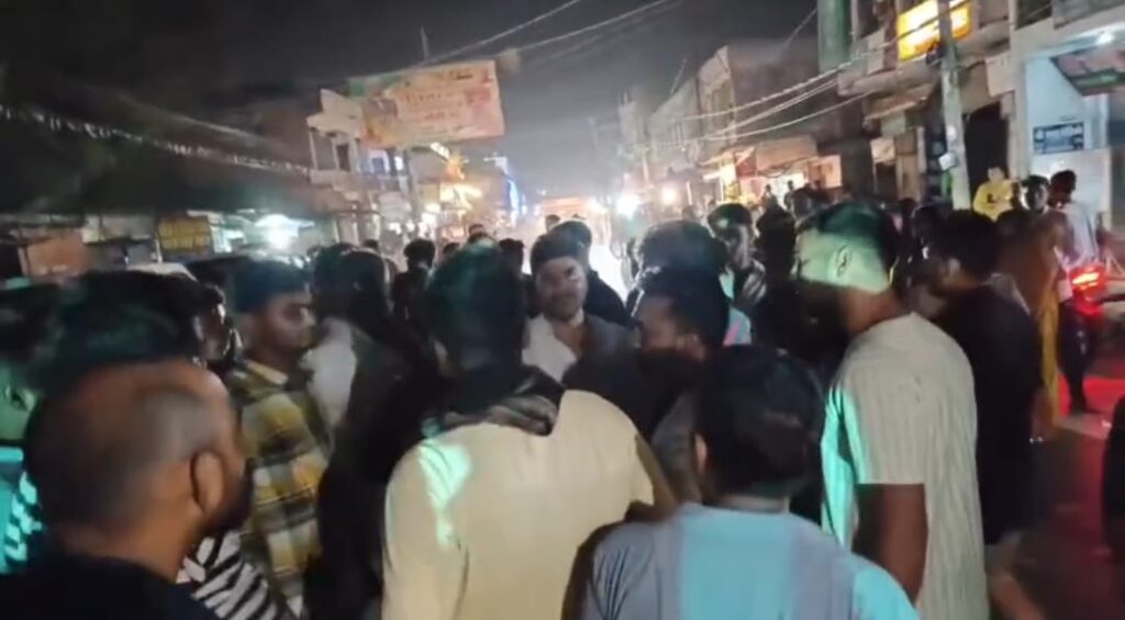 बस स्टैंड के समीप अपराधियों ने युवक को दौड़ाकर मारी गोली ; दो गिरफ्तार