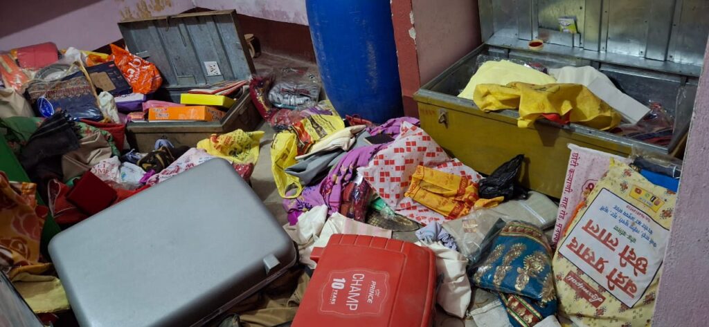 चोरों का आतंक, सो रही पुलिस ; 40 दिनों में 15 घरों से लाखों की चोरी