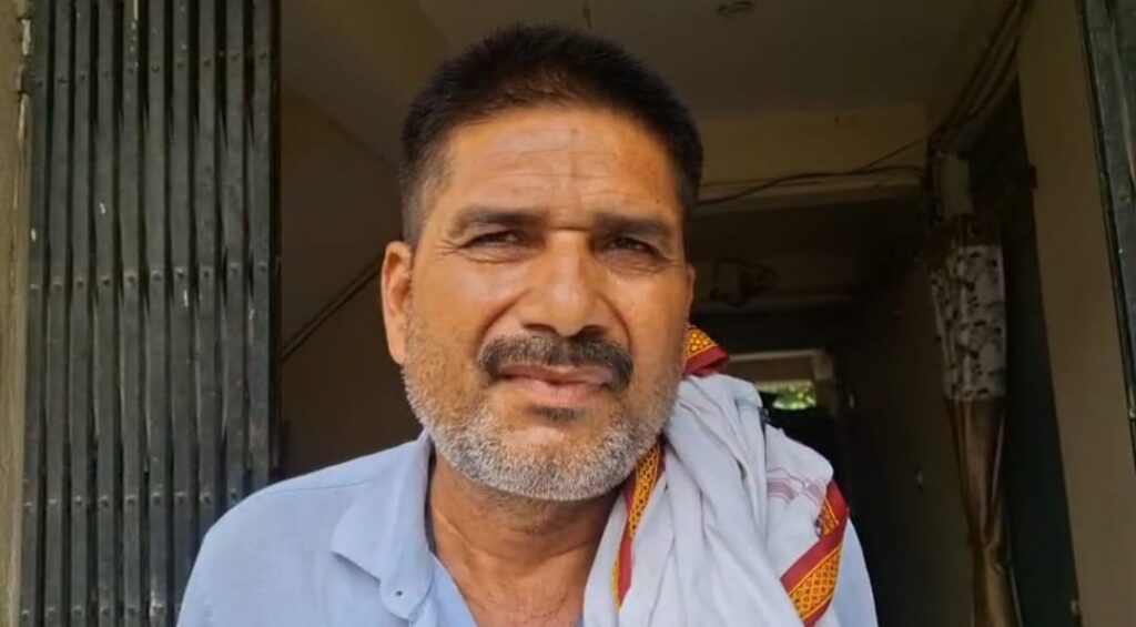 छपरा जंक्शन पर रेल कर्मचारी से मारपीट और प्रताड़ना का आरोप ; रेल थाना में प्राथमिकी दर्ज, वीडियो वायरल