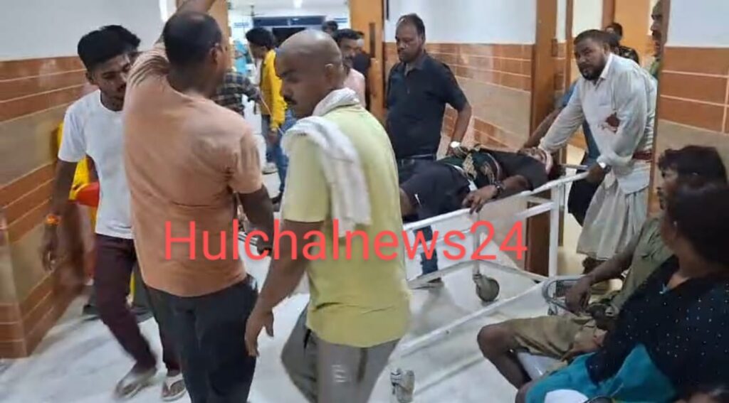 अयूब की चाकू गोद-गोद का निर्मम हत्या ; एक अनार दो बीमार के कारण हुई चाकूबाजी में दूसरा पटना रेफर