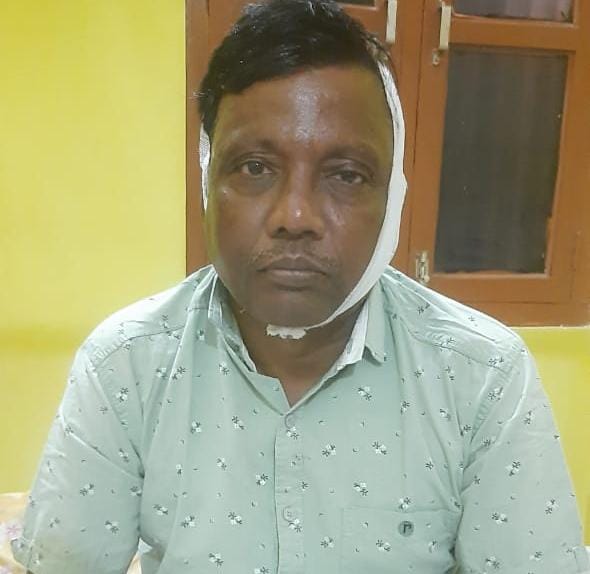 एलआईसी कार्यालय परिसर में अभिकर्ता से मारपीट ; रुपए छीनने का लगाया आरोप