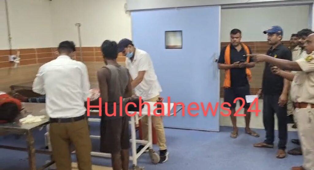 आरा-छपरा पुल पर बड़ा हादसा टला, ट्रक और बस की आमने-सामने टक्कर में चालक सहित अन्य घायल