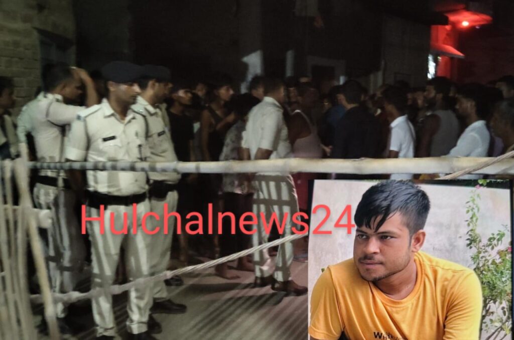 एक युवक की ईंट-पत्थर से कूच-कूच कर हत्या ; आक्रोशित परिवार वालों ने सड़क जाम कर किया प्रदर्शन