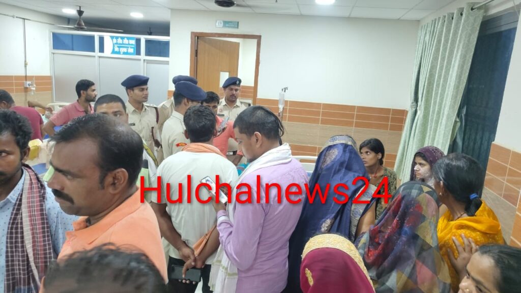 गैस सिलेंडर फटने से लगी आग में दर्जनभर लोग झुलसे ; दो गंभीर स्थिति में पटना रेफर