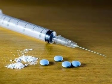 दिल्ली तक फैला है सुख नशा का कारोबार ; सात ड्रग्स पेडलर को पुलिस ने किया गिरफ्तार ; 15 हजार इंजेक्शन व 76 हजार गोलियां बरामद