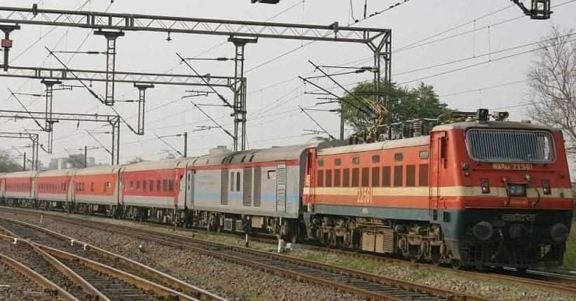 27 अक्टूबर को सफर करना है तो यह खबर जरूर पढ़ें ; इन पूजा विशेष गाड़ियों का किया जायेगा संचलन