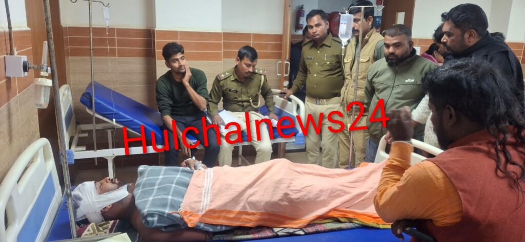 कथित ससुराल वालों ने कथित दामाद की खूब जमकर की लाठी-डंडे और हॉकी स्टिक से खातिरदारी ; पुलिस के साथ ग्रामीण पहुंचे तो बची जान