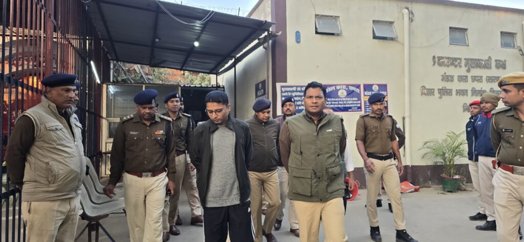 छपरा मंडल कारा में अल सुबह चली दो घंटे तक छापेमारी ; मचा हड़कंप