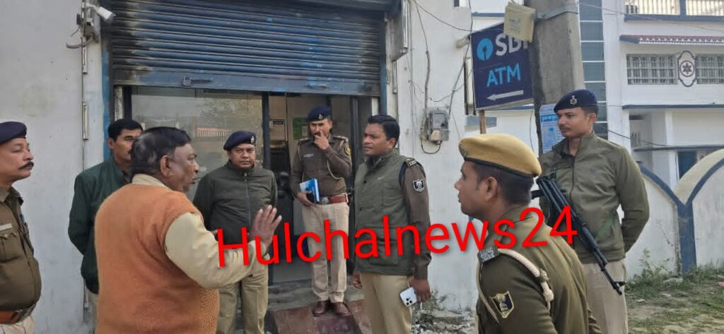 एक सप्ताह में दूसरी बार एसबीआई का एटीएम काटकर चोरी का प्रयास ; गश्ती वाहन देख भाग निकले चोर