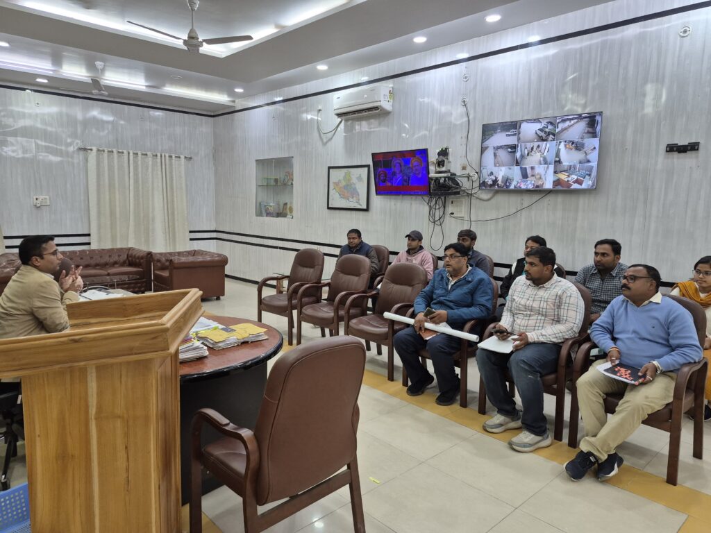 15 जनवरी तक खनुआ नाला निर्माण कार्य निश्चित रूप से पूर्ण कराने का डीएम ने दिया निर्देश