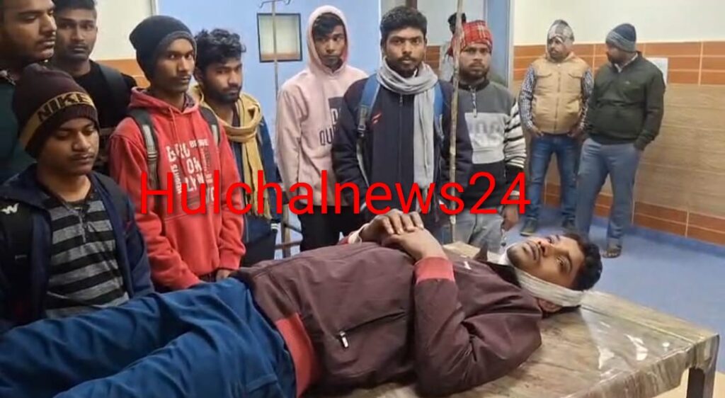 कोचिंग जा रहे साइकिल सवार छात्र को बाइक सवार ने मारपीट कर किया जख्मी ; पिस्टल के बट से वार करने का लगाया आरोप