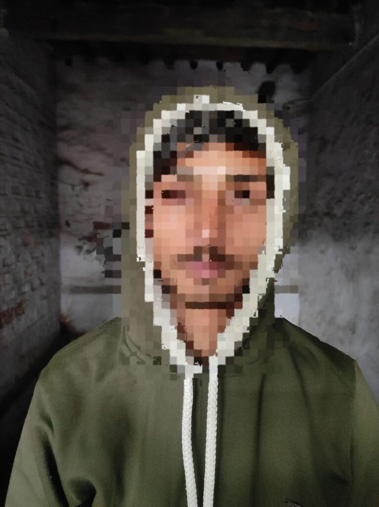 फायरिंग कर दहशत फैलाने वाले अभियुक्त को पुलिस ने अवैध हथियार के साथ किया गिरफ्तार