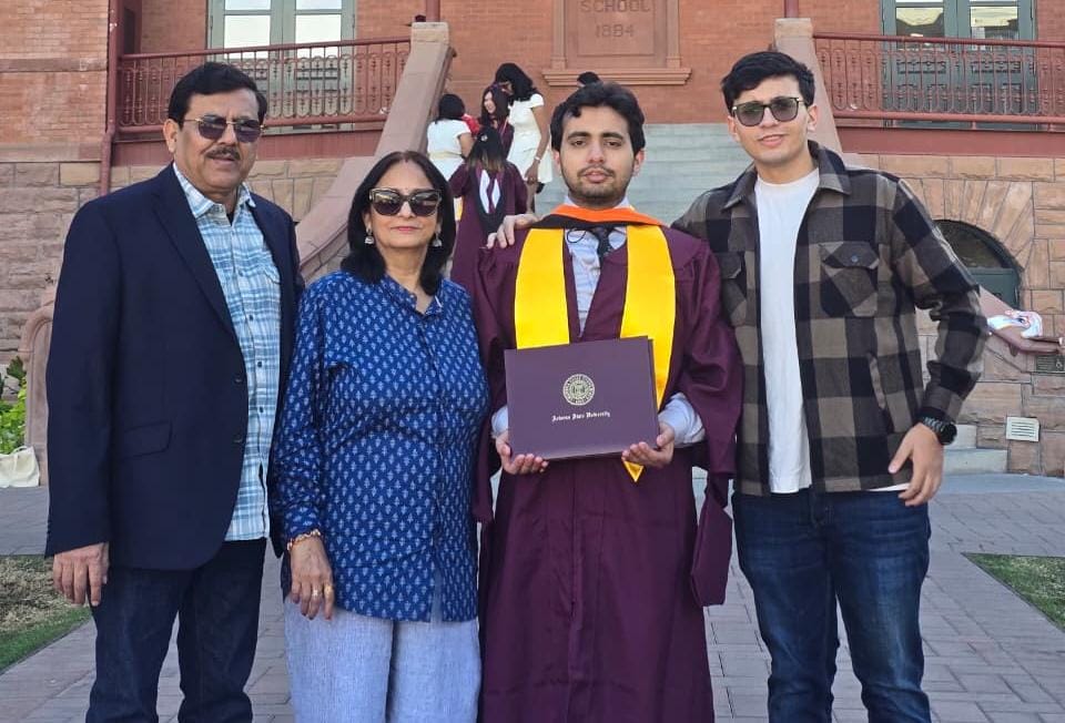 अमेरिका में छपरा के लाल विकल्प ने फहराया मेधा का परचम ; आईटी सिक्योरिटी में हासिल की मास्टर डिग्री