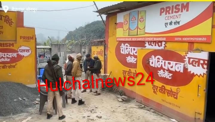 बिजली गुल, CCTV ध्वस्त, DVR गायब ; ट्रक से आई ‘पेशेवर गैंग’ उड़ा ले गई 12 टन सरिया