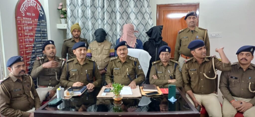 श्रीरामजानकी मंदिर से चोरी गयी अष्टधातु की मूर्तियां बरामद ; तीन गिरफ्तार