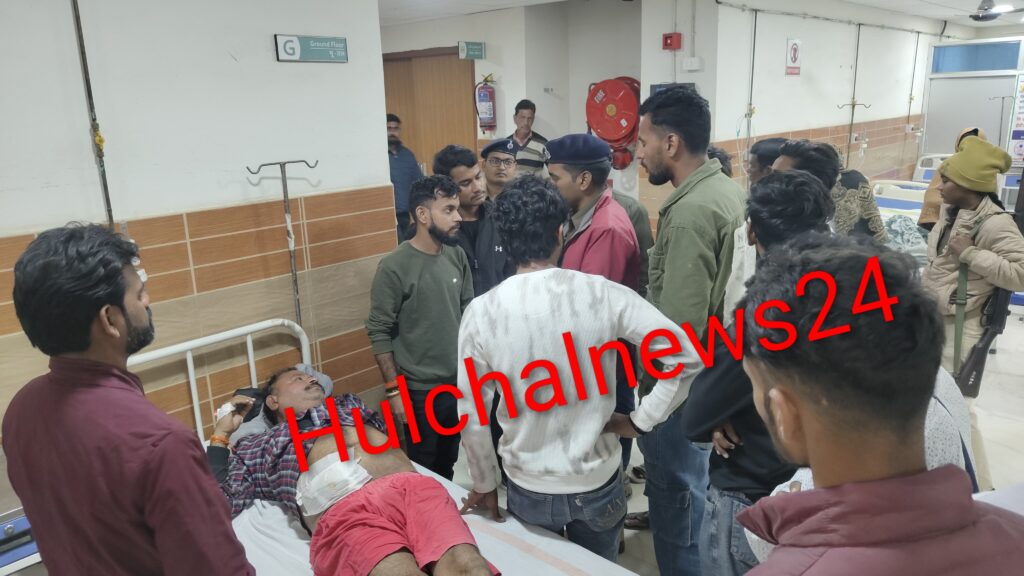 शहर में हुई चाकूबाजी में निजी बस का एजेंट जख्मी ; गंभीर स्थिति में पटना रेफर
