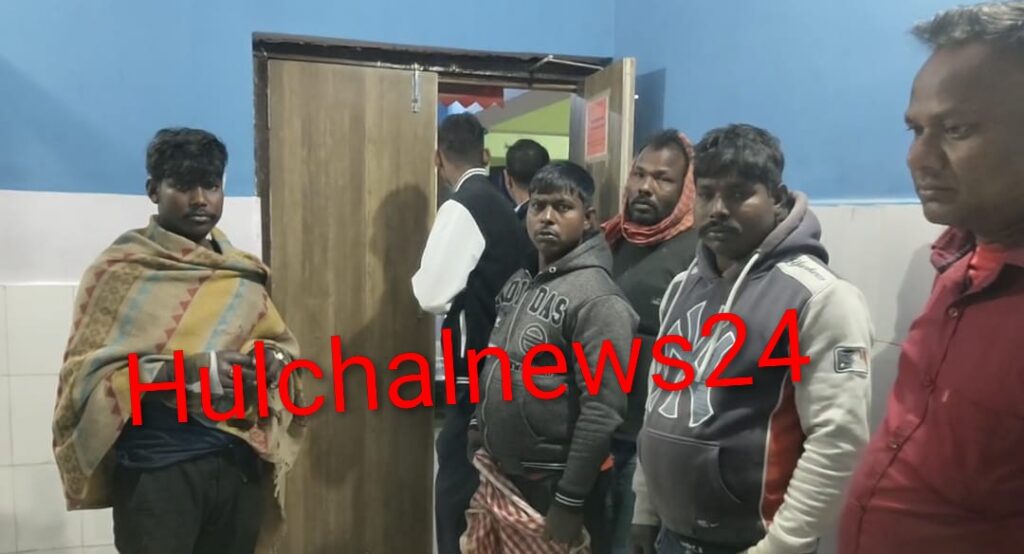 आपसी विवाद में चाकूबाजी ; जख्मी ने कट्टे से फायर का लगाया आरोप ; अस्पताल में भर्ती