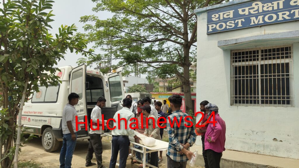 अनियंत्रित बाइक के धक्के से किशोर की मौत ; आया था शादी समारोह में