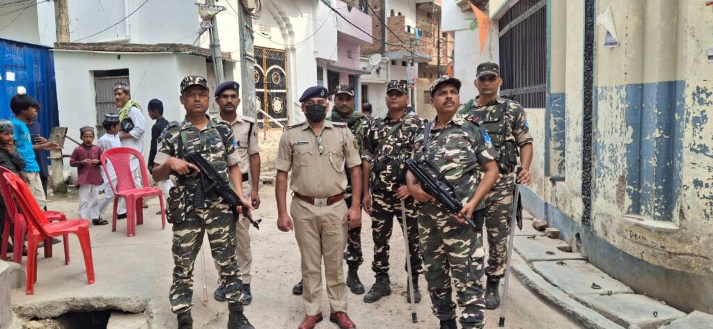 बकरीद को लेकर नई बाजार में कड़ी सुरक्षा, शांति के साथ संपन्न हुआ त्योहार