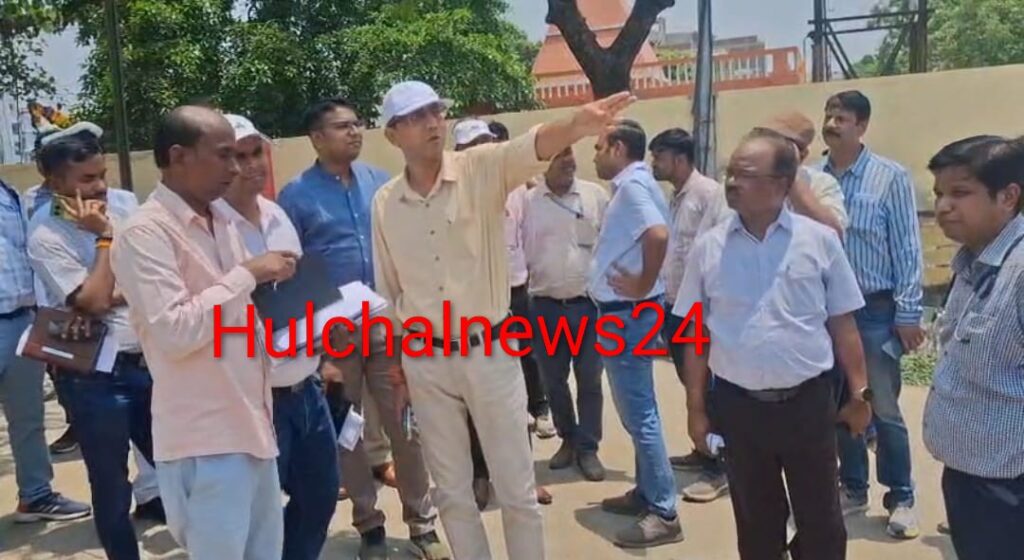 वाराणसी में संसदीय समिति की बैठक के बाद डीआरएम ने छपरा जंक्शन पहुंच निरीक्षण के उपरांत दिया निर्देश